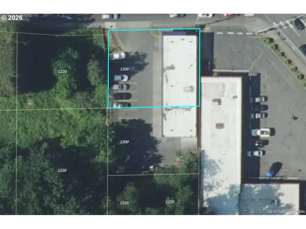 1300 NE DIVISION ST, Gresham, OR 97030