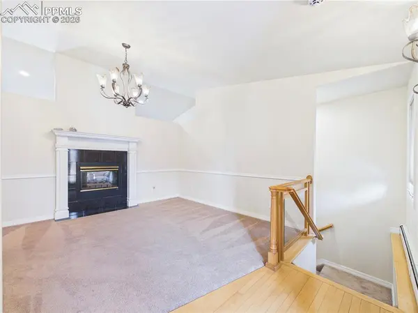 1079 Lynn DR, Pueblo, CO 81006