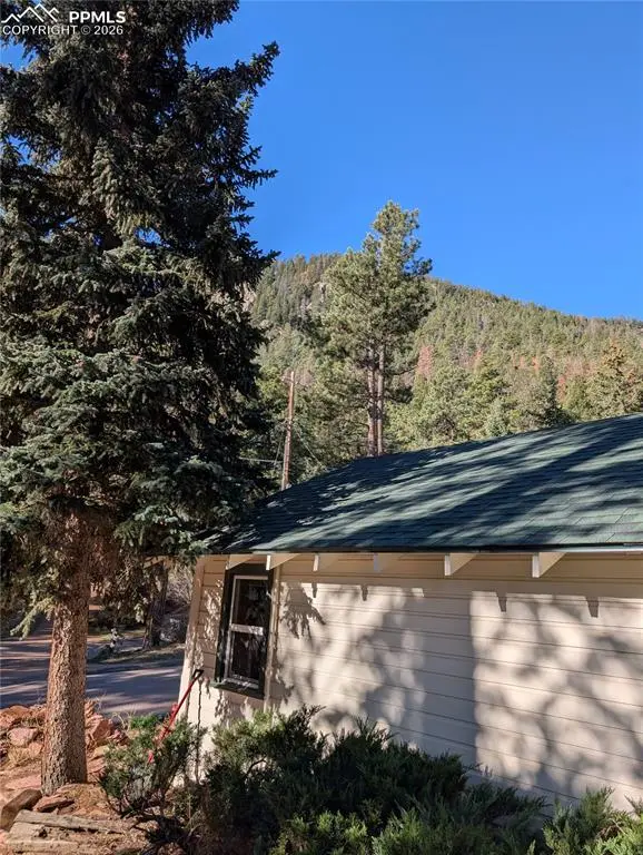 11380 Belvidere AVE, Green Mountain Falls, CO 80819
