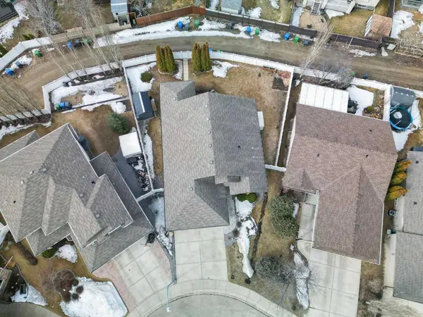 91 Woodrow Close, Red Deer, AB T4N 7G1