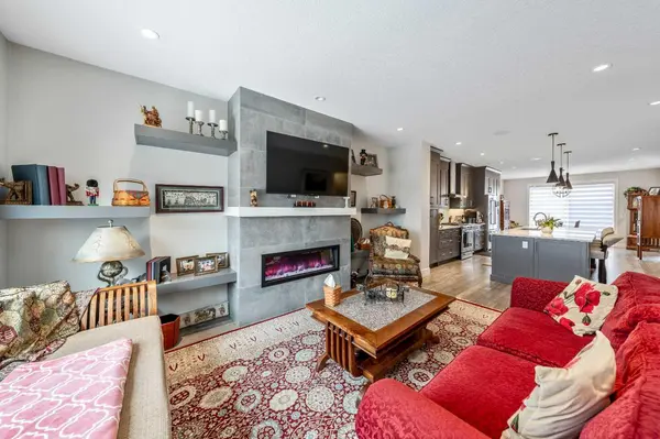 1514 33 AVE SW, Calgary, AB T2T 1Y3