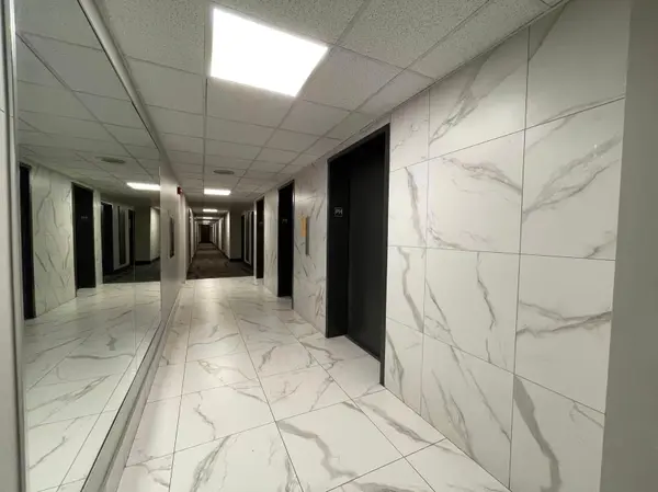 45 Sunrise AVE #1705, Toronto C13, ON M4A 2S3