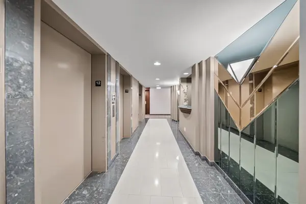 28 Hollywood AVE #1211, Toronto C14, ON M2N 6S4