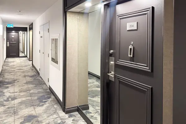 275 Bamburgh CIR #204, Toronto E05, ON M1W 3X4