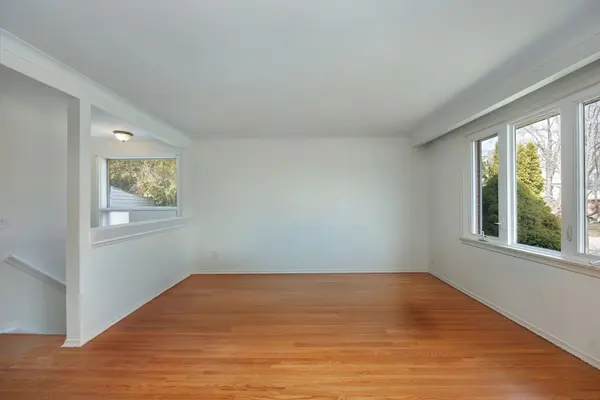 14 Hathway DR, Toronto E09, ON M1P 4L5