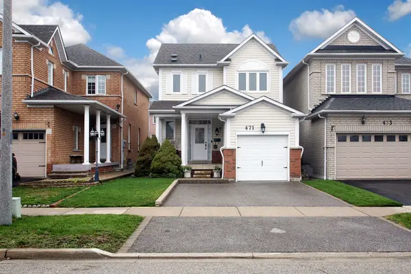 471 Woodsmere CRES, Pickering, ON L1V 7A5