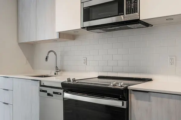 1350 Ellesmere RD #714, Toronto E09, ON M1P 0G6