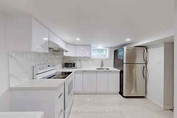 107 Temperance ST, Aurora, ON L4G 2R1