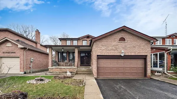 33 Byer DR, Markham, ON L3P 6S4