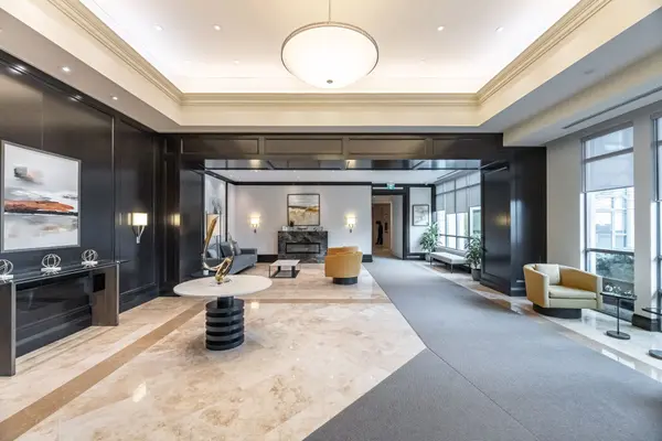 88 Promenade CIR #1010, Vaughan, ON L4J 9A4