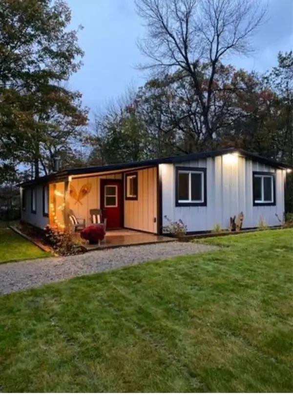 68 Forest Harbour Pkwy, Tay, ON L0K 2C0