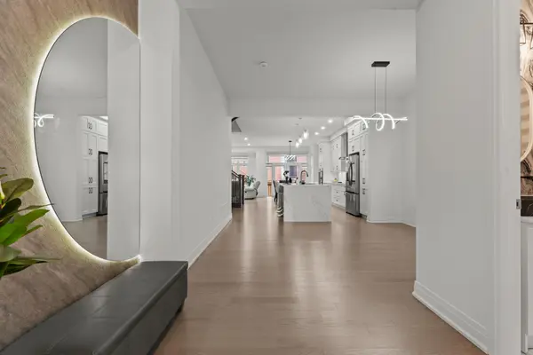 3118 Travertine DR, Oakville, ON L6M 5N8