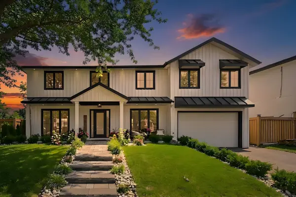 2212 Urwin CRES, Oakville, ON L6L 2T2