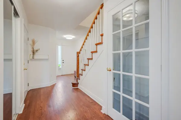 1485 Torrington DR #44, Mississauga, ON L5V 1Y3