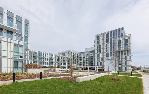 1005 Dundas ST E #546, Oakville, ON L6H 8C7