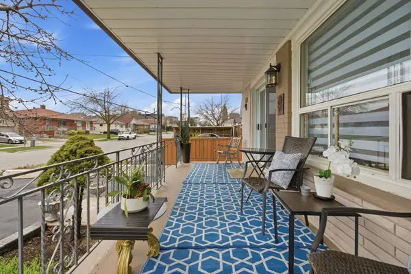 1257 Alexandra AVE, Mississauga, ON L5E 2A7