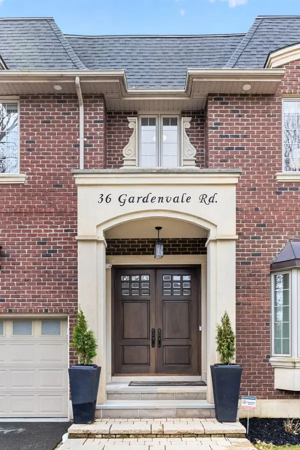 36 Gardenvale RD, Toronto W07, ON M8Z 4B9
