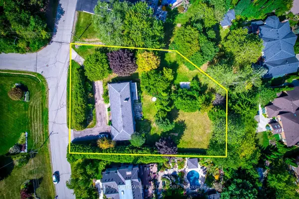 1310 Beaufort DR, Burlington, ON L7P 4V9