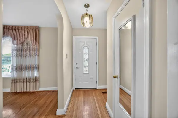 50 Dorking CRES, Toronto W05, ON M3M 2B6