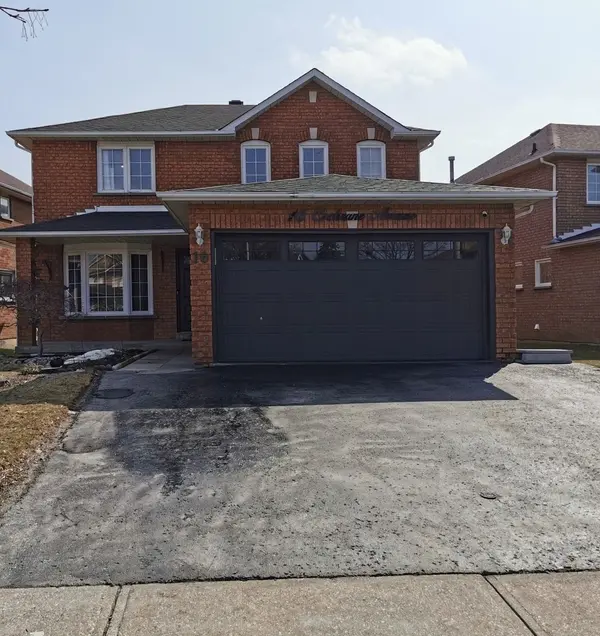16 Cochrane AVE, Brampton, ON L6Z 4J4