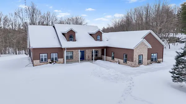 5638 Battersea RD, Frontenac, ON K0H 1H0