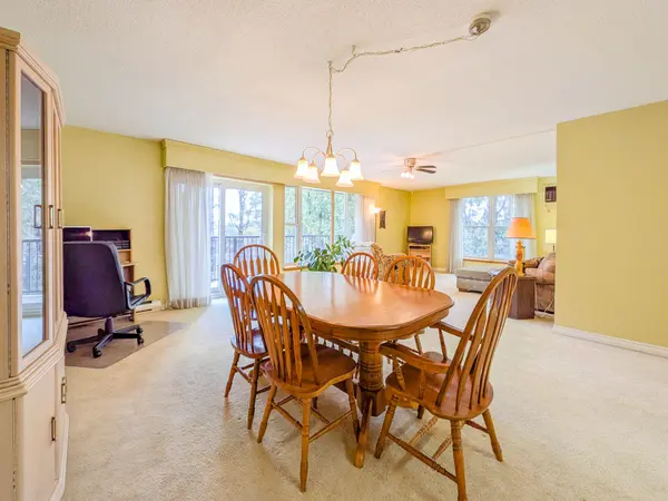 38 Monck RD #101, Bracebridge, ON P1L 1P4