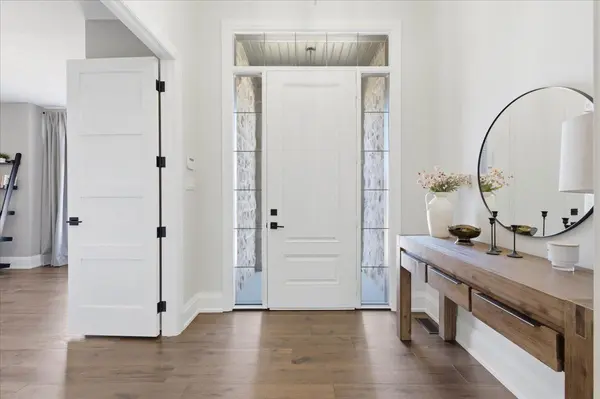 15 LANGTON DR, Kitchener, ON N2P 2X9