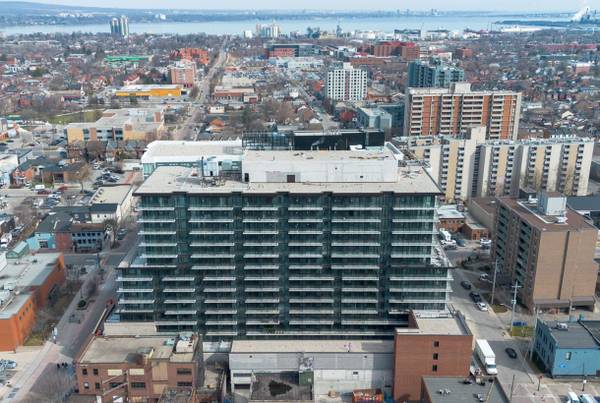 1 Jarvis ST #1011, Hamilton, ON L8R 3J2