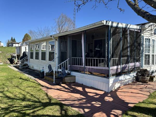 13 Trillium DR, Otonabee-south Monaghan, ON K0L 2G0