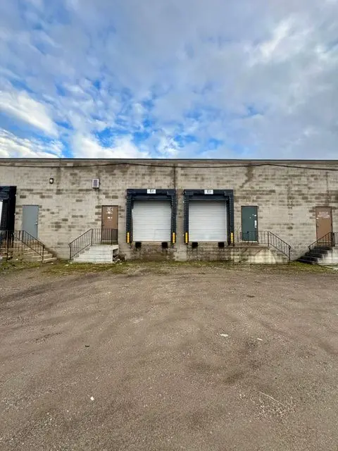 100 Sheldon DR #6, Cambridge, ON N1R 7S7