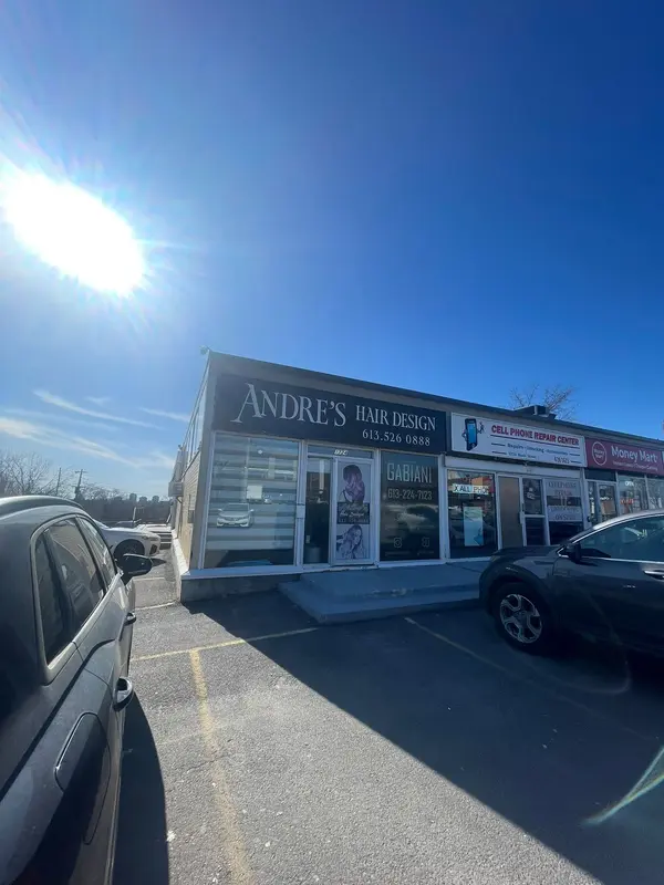 1724 BANK ST, Billings Bridge - Riverside Park And Area, ON K1V 7Y6