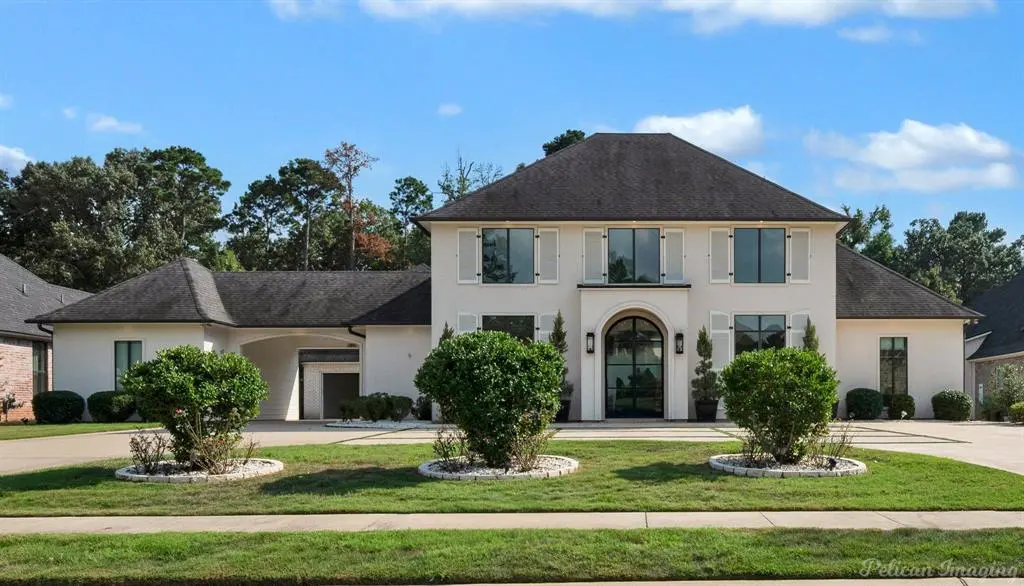 407 Oakwood Trace Court, Shreveport, LA 71106