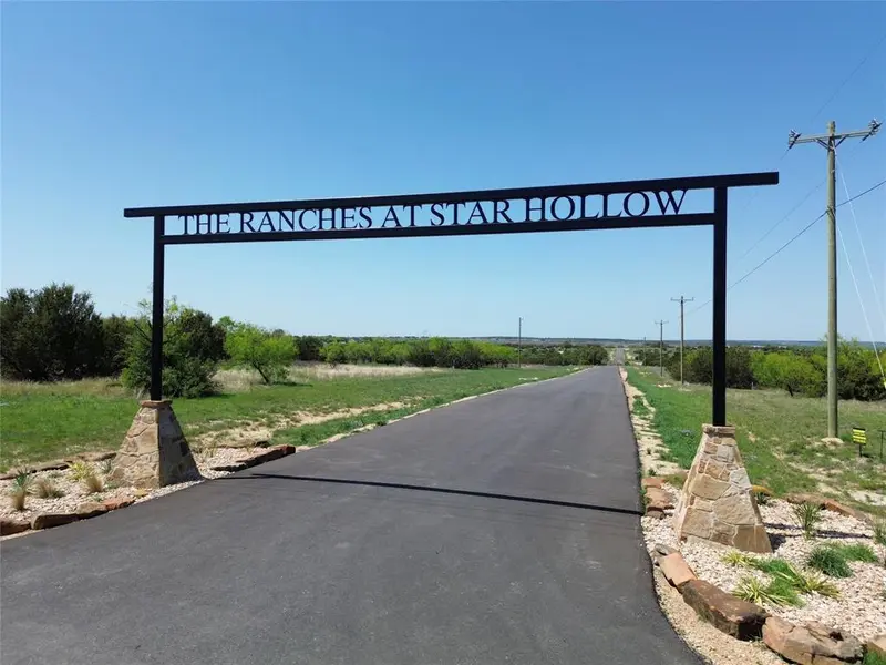 485 Hollow Drive, Lipan, TX 76462