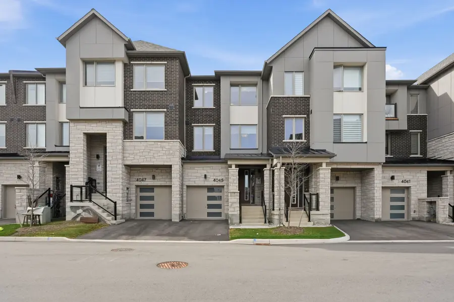 4045 Saida ST, Mississauga, ON L5M 2S8