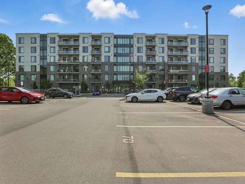 103 Roger ST #411, Waterloo, ON N2J 0G2