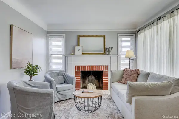 1402 E Lincoln AVE, Royal Oak, MI 48067