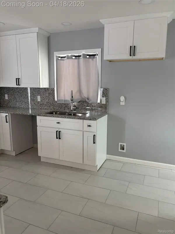 16814 San Juan Drive San Juan DR, Detroit, MI 48221