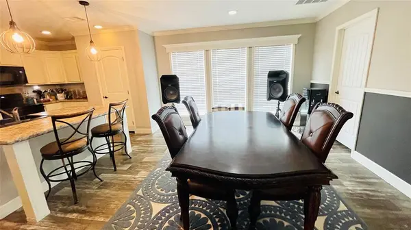 8394 Lake Road, Mansfield, TX 76063