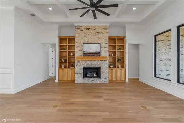 584 Corinth Circle, Bossier City, LA 71111