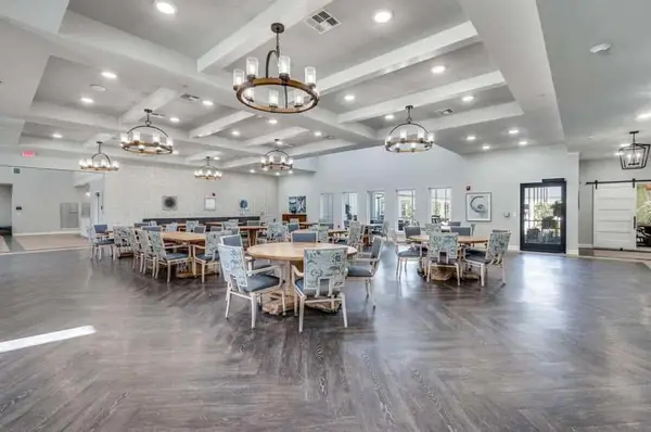 820 W McLeroy Boulevard #2024, Saginaw, TX 76179