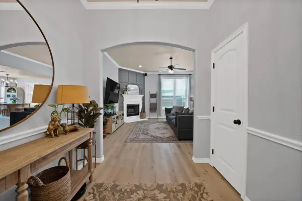 7817 Black Willow Lane, Arlington, TX 76002