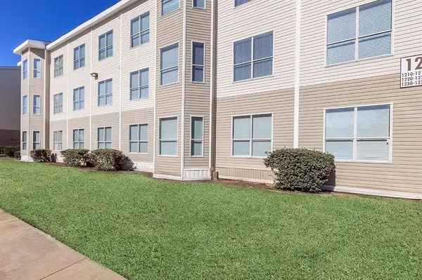 10965 S Gessner Drive #1110, Houston, TX 77071