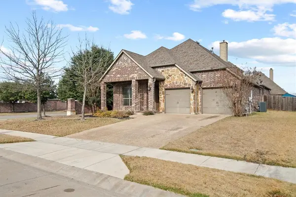 114 Thoroughbred Street, Waxahachie, TX 75165