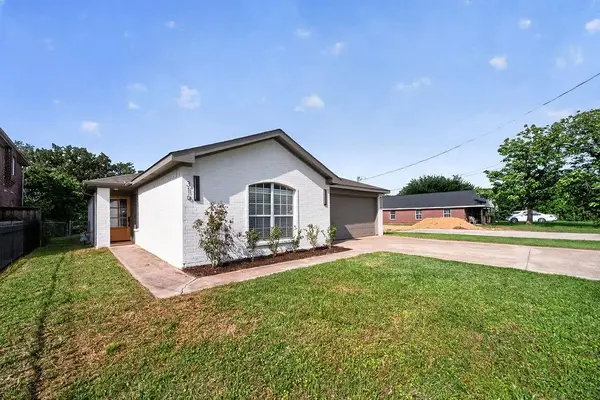 316 Wright Boulevard, Grand Prairie, TX 75050