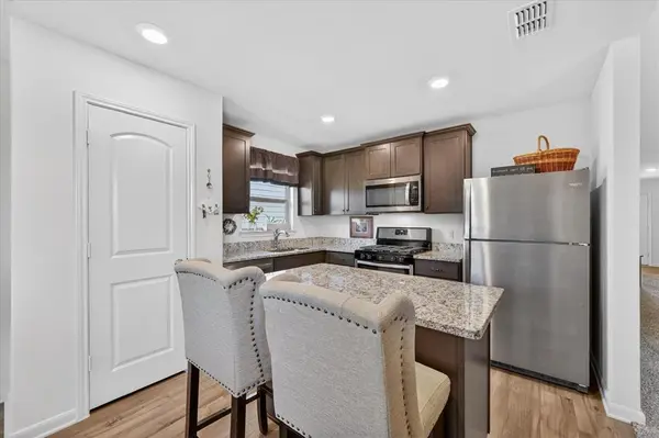 13708 Logan Pass Drive, Ponder, TX 76259