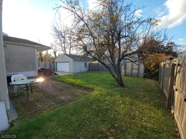 2012 Price St, Rahway City, NJ 07065