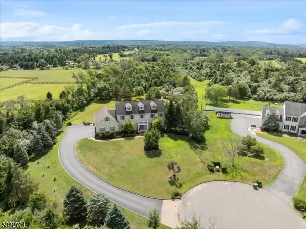 15 Alaco Ln, Holland Twp., NJ 08848