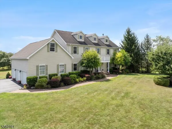 15 Alaco Ln, Holland Twp., NJ 08848