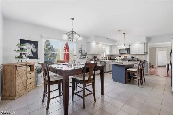 7 Winchester Ave, Mount Olive Twp., NJ 07828