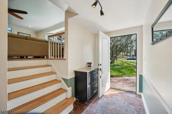 7 Archer Ln, Scotch Plains Twp., NJ 07076